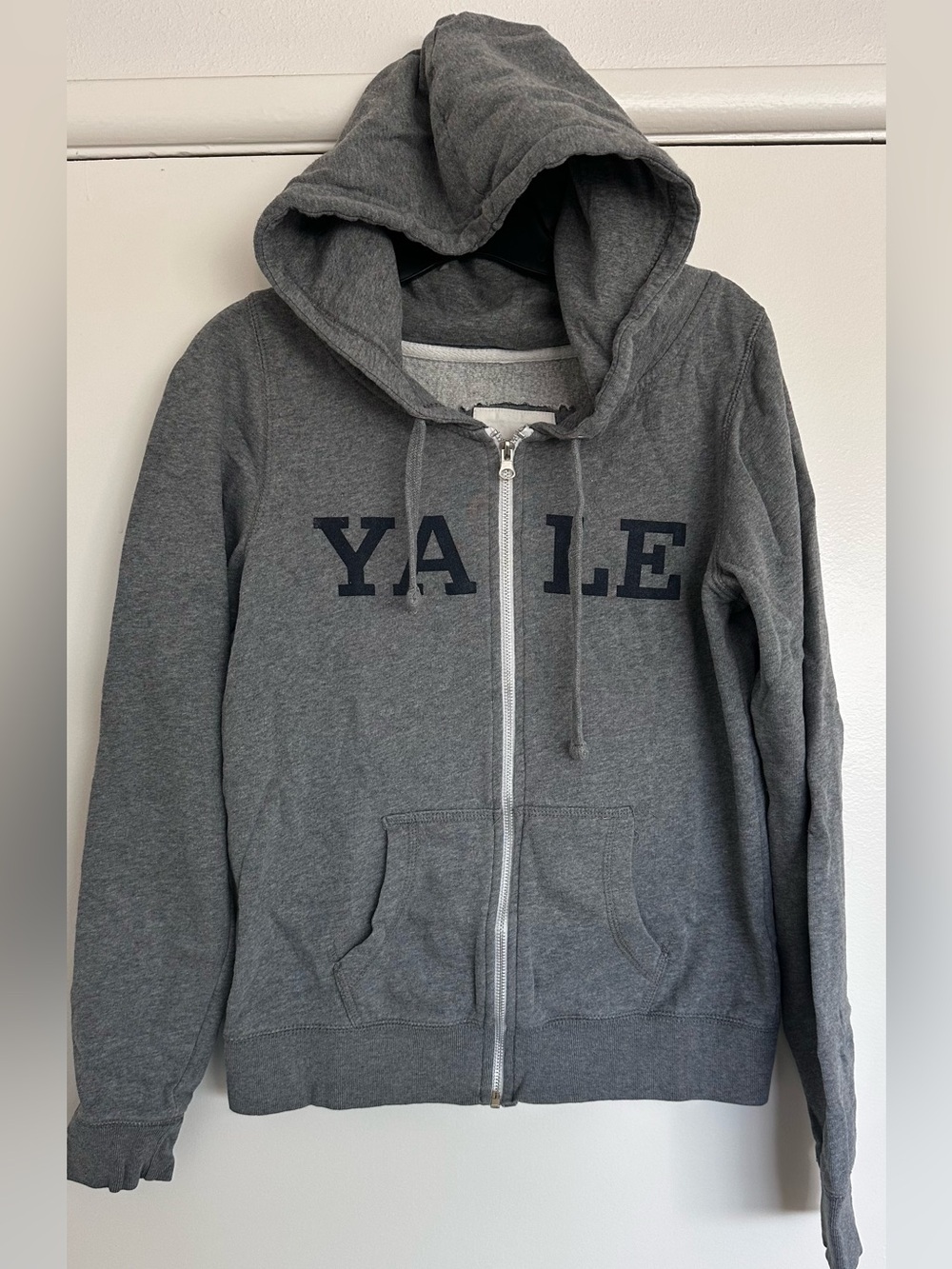 Yale Women’s Gray Full-Zip Hoodie Sweatshirt